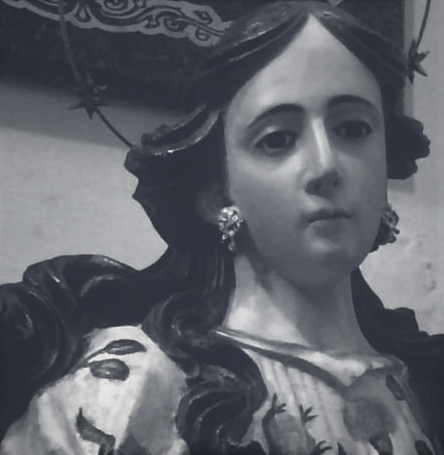 detalle de la talla de la Inmaculada proveniente del antiguo convento de San Luis Obo. S. XVII. Chiva.